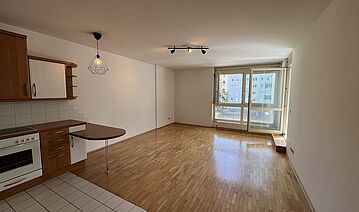 Eigen­tums­woh­nung mit Loggia und Tiefgaragenplatz, Graz-Geidorf