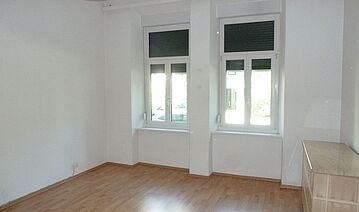 Altbau-Miet­woh­nung mit Balkon; Graz-Geidorf